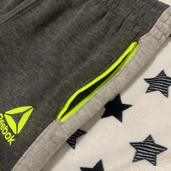 Reebok 2 Piece Crew Set - Picture 4 of 6